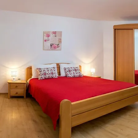 Emi Apartmán *